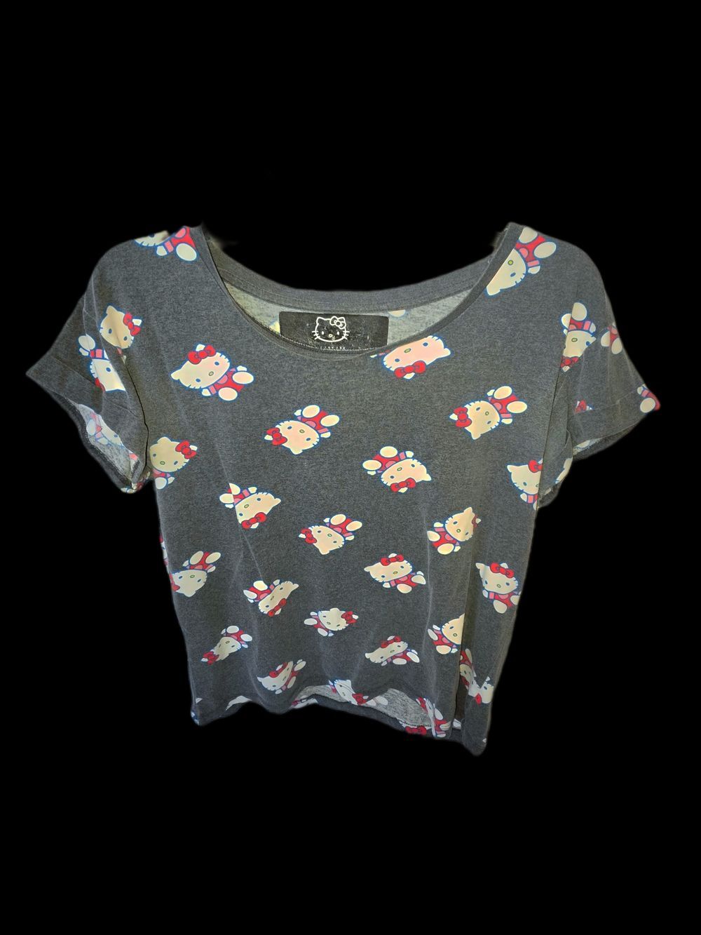 🐱 Hello Kitty All-Over Print Cuffed Crop Tee